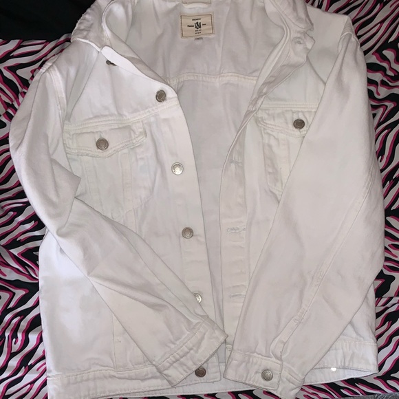 Off White Jean Jacket - Picture 1 of 2